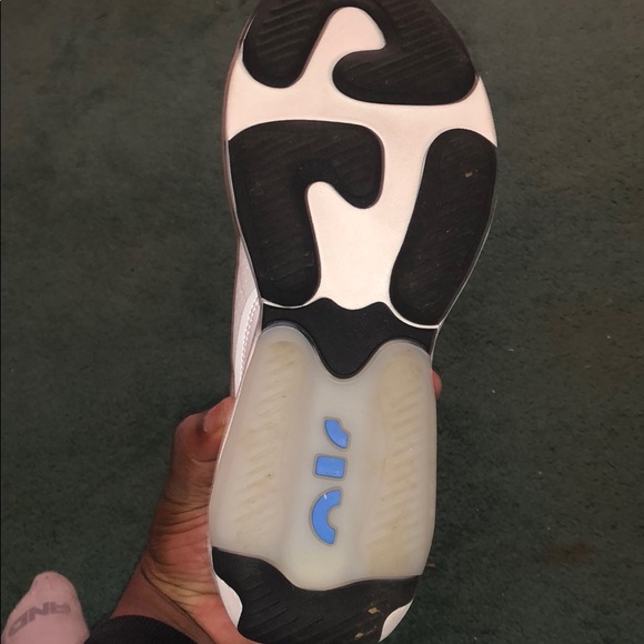 Shoes - Picture 4 of 5